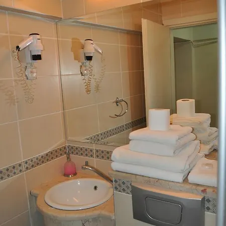Bogazici Hotel 3*